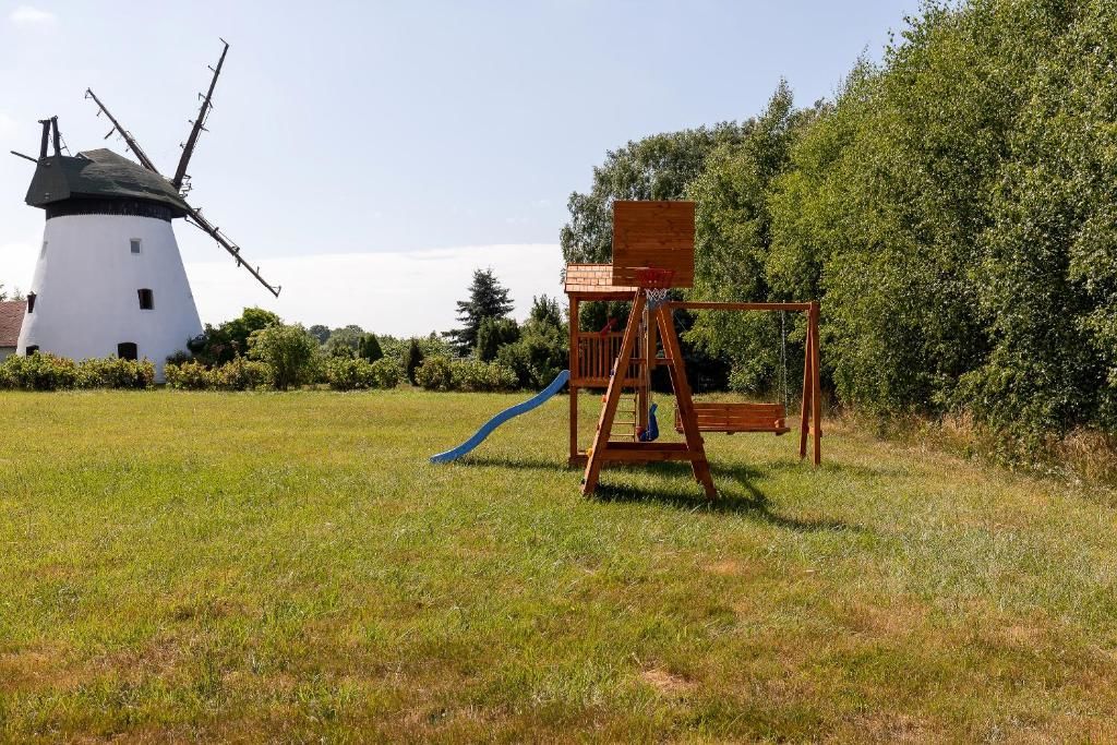 Дома для отпуска Windmill vacation home in Ledzin near Baltic Sea Нехоже-117