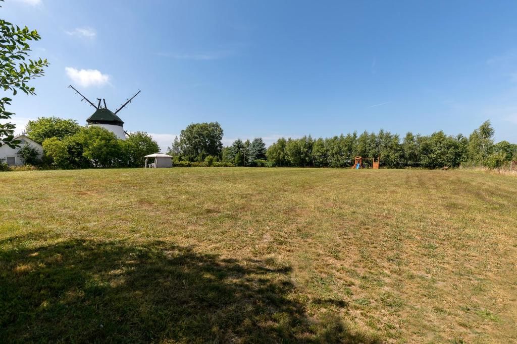 Дома для отпуска Windmill vacation home in Ledzin near Baltic Sea Нехоже-201