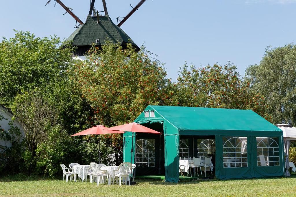 Дома для отпуска Windmill vacation home in Ledzin near Baltic Sea Нехоже-208