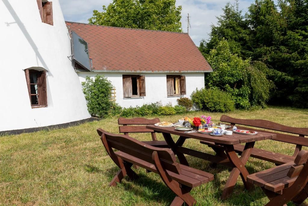 Дома для отпуска Windmill vacation home in Ledzin near Baltic Sea Нехоже-77