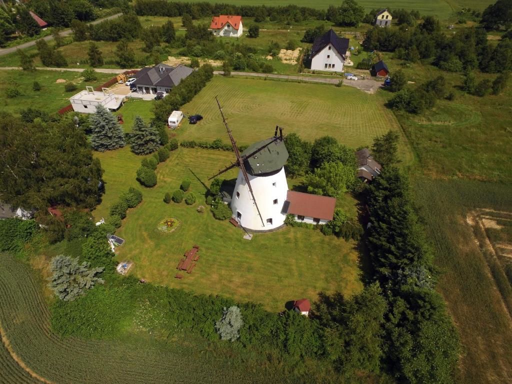 Дома для отпуска Windmill vacation home in Ledzin near Baltic Sea Нехоже-102