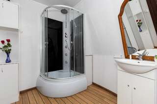 Дома для отпуска Windmill vacation home in Ledzin near Baltic Sea Нехоже Six-Bedroom House (mill)-151